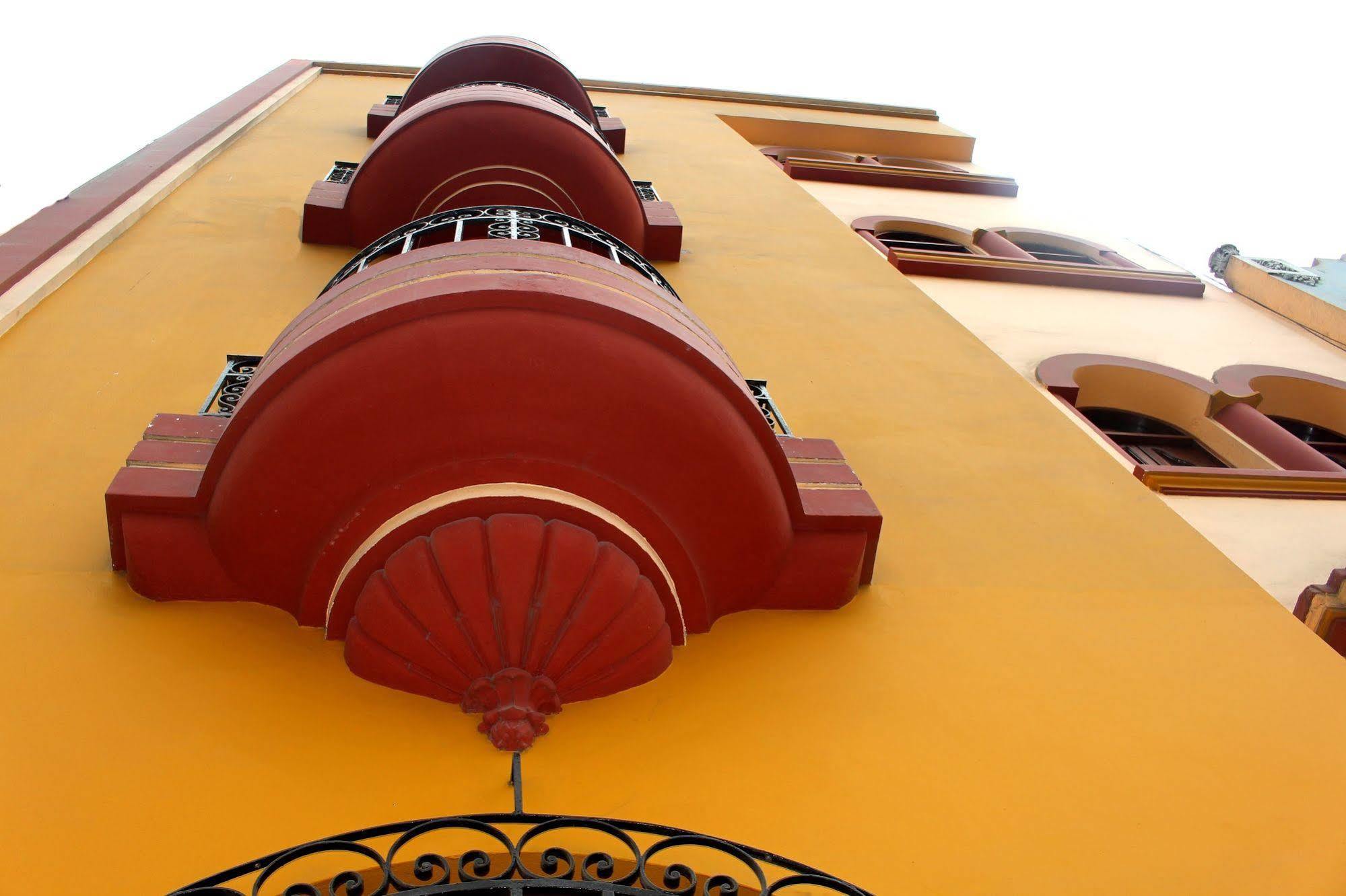 Pretty House Hotel Лима Екстериор снимка